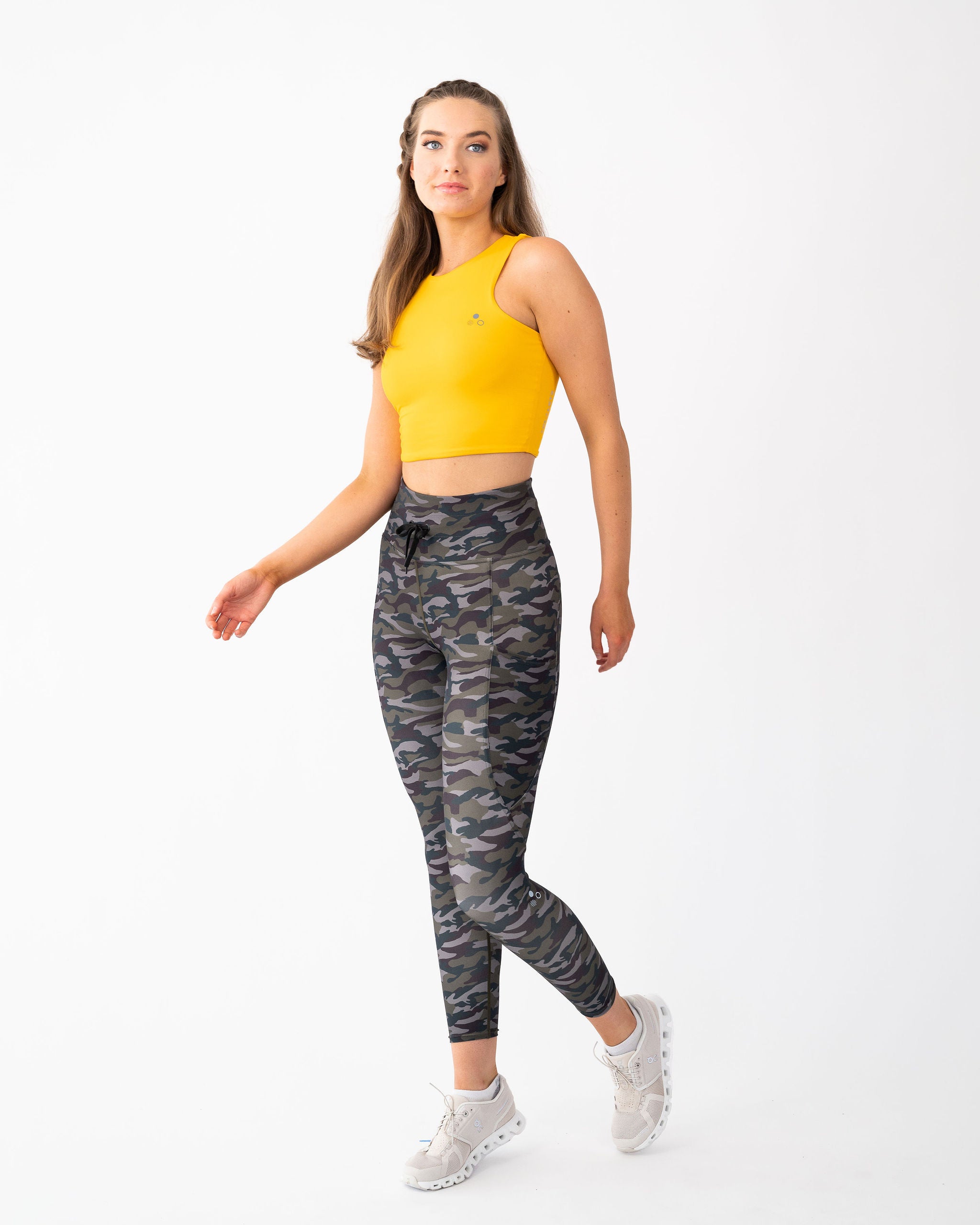 L) EVCR Colorful Camo Leggings Womens – Revived Clothing Exchange