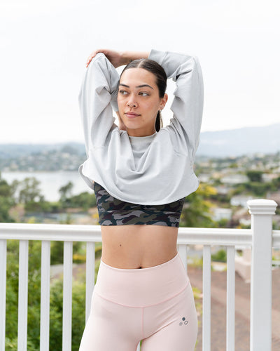 Zola Thrive Crop Pullover - Zola